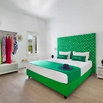 Iolanda Flats
