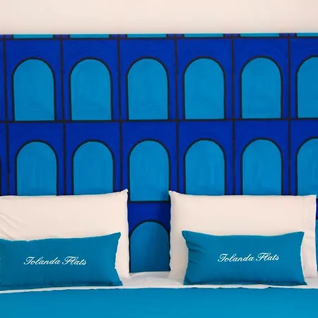 Pensionat Iolanda Flats 3*