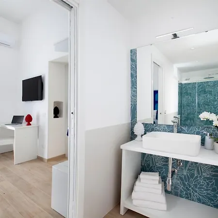 Pensionat Iolanda Flats 3*