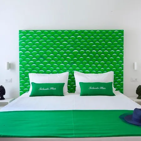 Iolanda Flats Guest house *